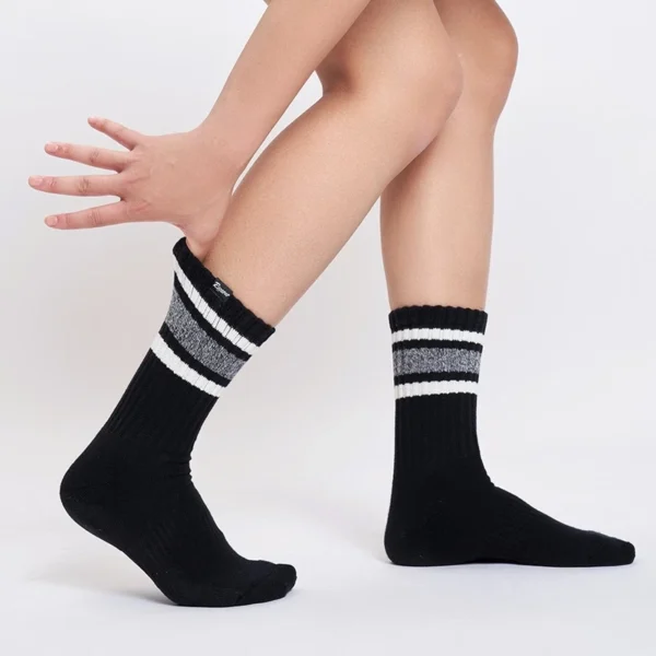 cn-11134207-820l4-mfwd7ar93si1e2 Elite Grip Basketball Performance Socks